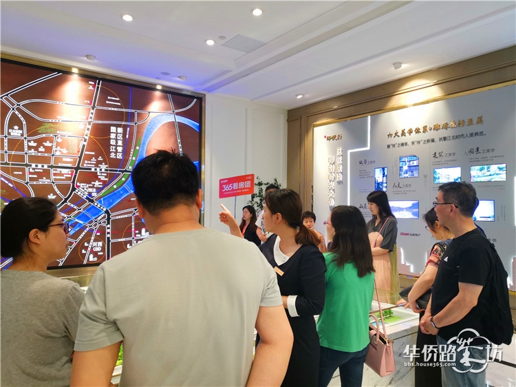 【5.25看房团回顾】遇见“你”之前,我千挑万选!6辆大巴横扫南京24家热盘! 【5.25看房团回顾】遇见“你”之前,我千挑万选!6辆大巴横扫南京24家热盘!