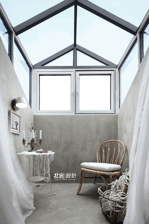 妈呀!她把家刷成毛坯,却创出「仙女朋克」新风格 妈呀!她把家刷成毛坯,却创出「仙女朋克」新风格