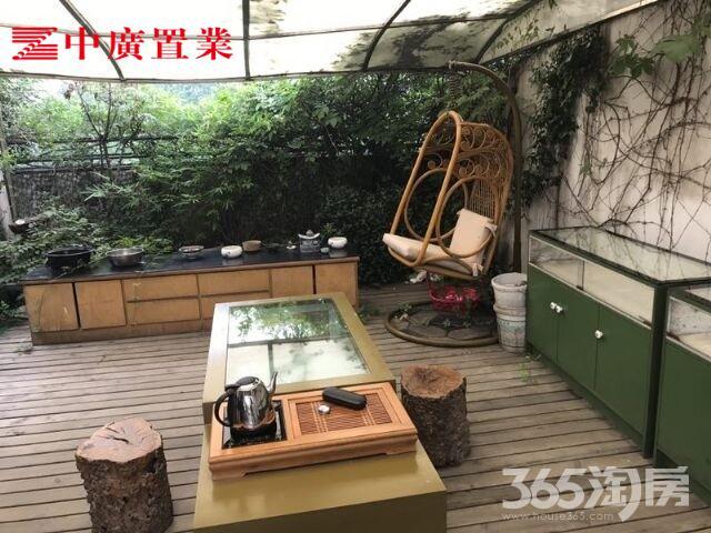 【奥体 月安花园 顶楼跃层 带大露台 装修好 拎包入住 单价低 急售_南京建邺区月安花园二】_南京二手房网_365二手房网