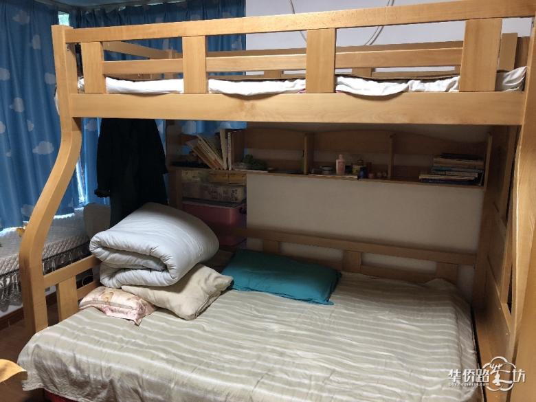 家具转让:上下床子母床全实木家具榉木床带梯柜储物柜书架 床底下带两个大的储物抽屉,带书架,带楼梯柜 家具转让:上下床子母床全实木家具榉木床带梯柜储物柜书架 床底下带两个大的储物抽屉,带书架,带楼梯柜