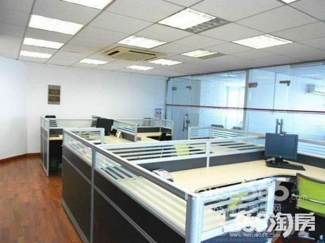 【万达广场福园街品牌服饰门面年租金70万_南