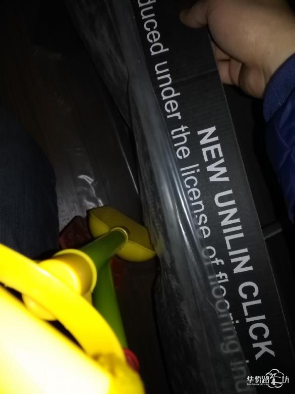传说中南师大办的幼儿园装修,地板用的三无产品? 传说中南师大办的幼儿园装修,地板用的三无产品?