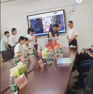【红包摇号是够甩】 此刻冠城大通蓝郡 【红包摇号是够甩】 此刻冠城大通蓝郡